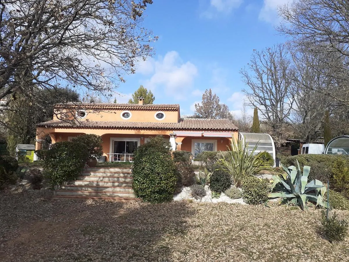 Villa 160M2 Piscine Chauffee Privee Regusse
