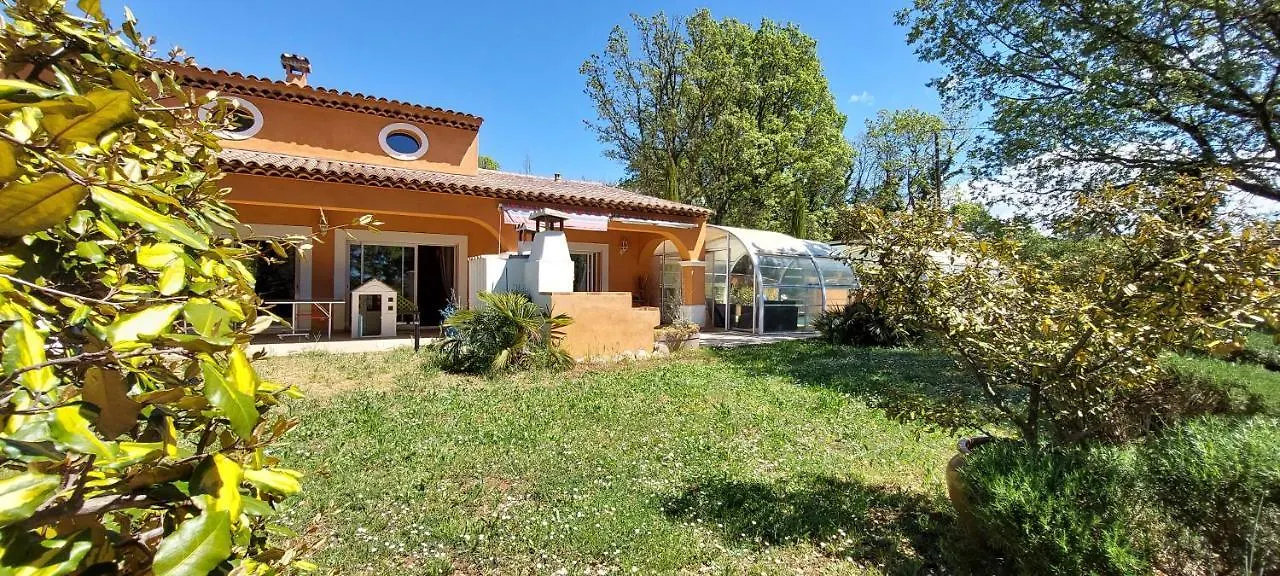 Villa 160M2 Piscine Chauffee Privee Regusse